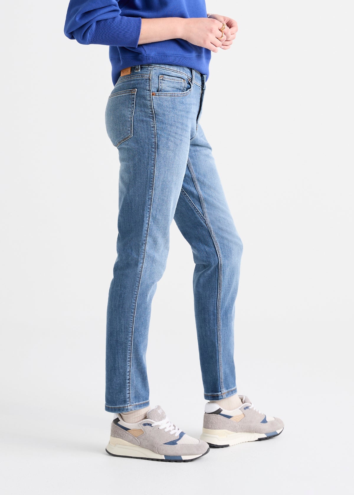 women's girlfriend stretch denim light wash side